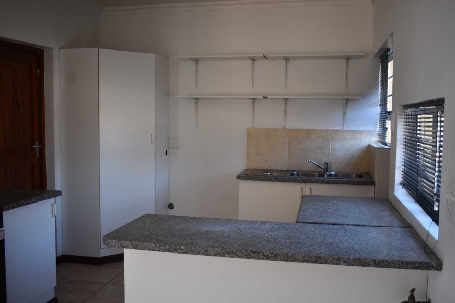 2 Bedroom Property for Sale in Beacon Bay Eastern Cape